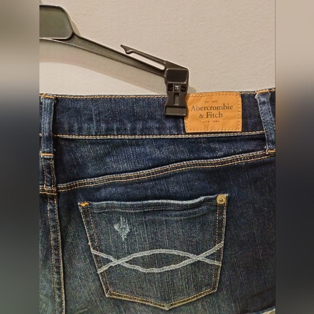Abercrombie and Fitch size 12 jean shorts - Picture 5 of 12